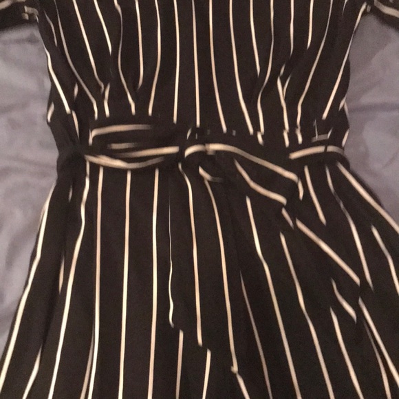 Black and White Strip Romper - Picture 3 of 3